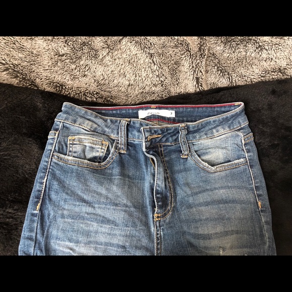 Distressed skinny jeans - Picture 3 of 3